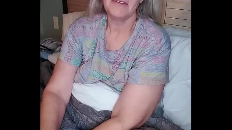 MILF sozinha, MILF tesuda