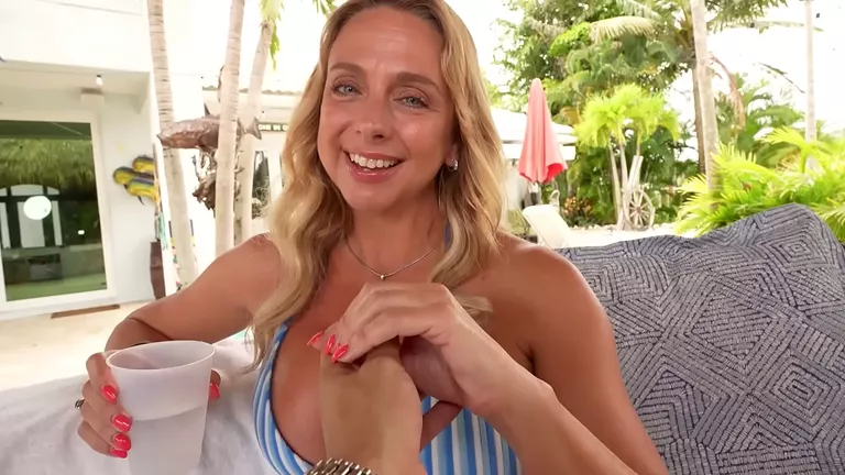 MILF de biquíni